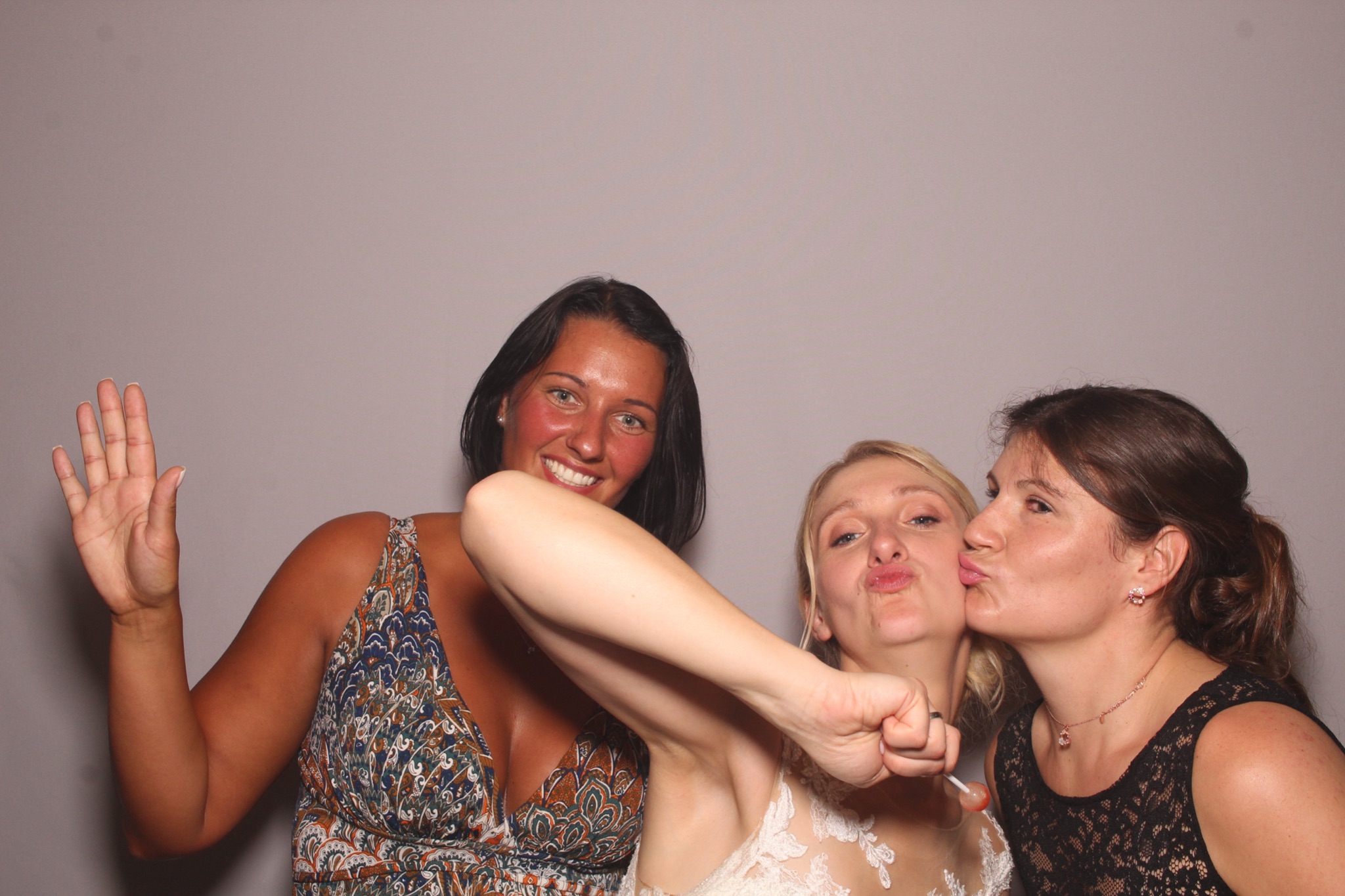 20220625 003940 835 IMG 0183